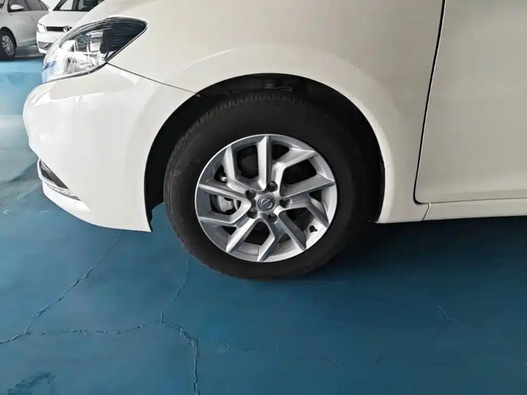 2021 Tiida 1.6L CVT Smart Edition — миниатюра 23