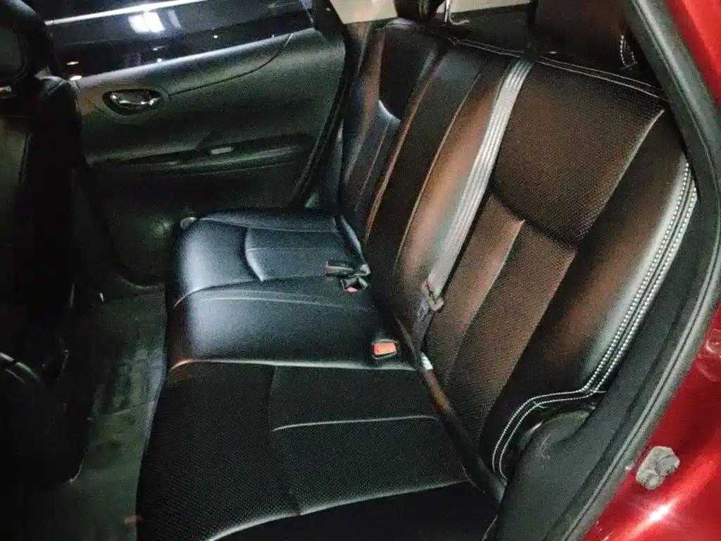 2014 Tiida 1.6L CVT Comfort Model — миниатюра 15