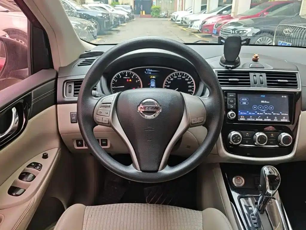 2016 Tiida 1.6L CVT Smart Edition — миниатюра 11