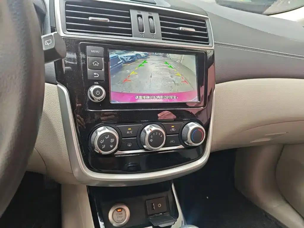 2016 Tiida 1.6L CVT Smart Edition — миниатюра 13
