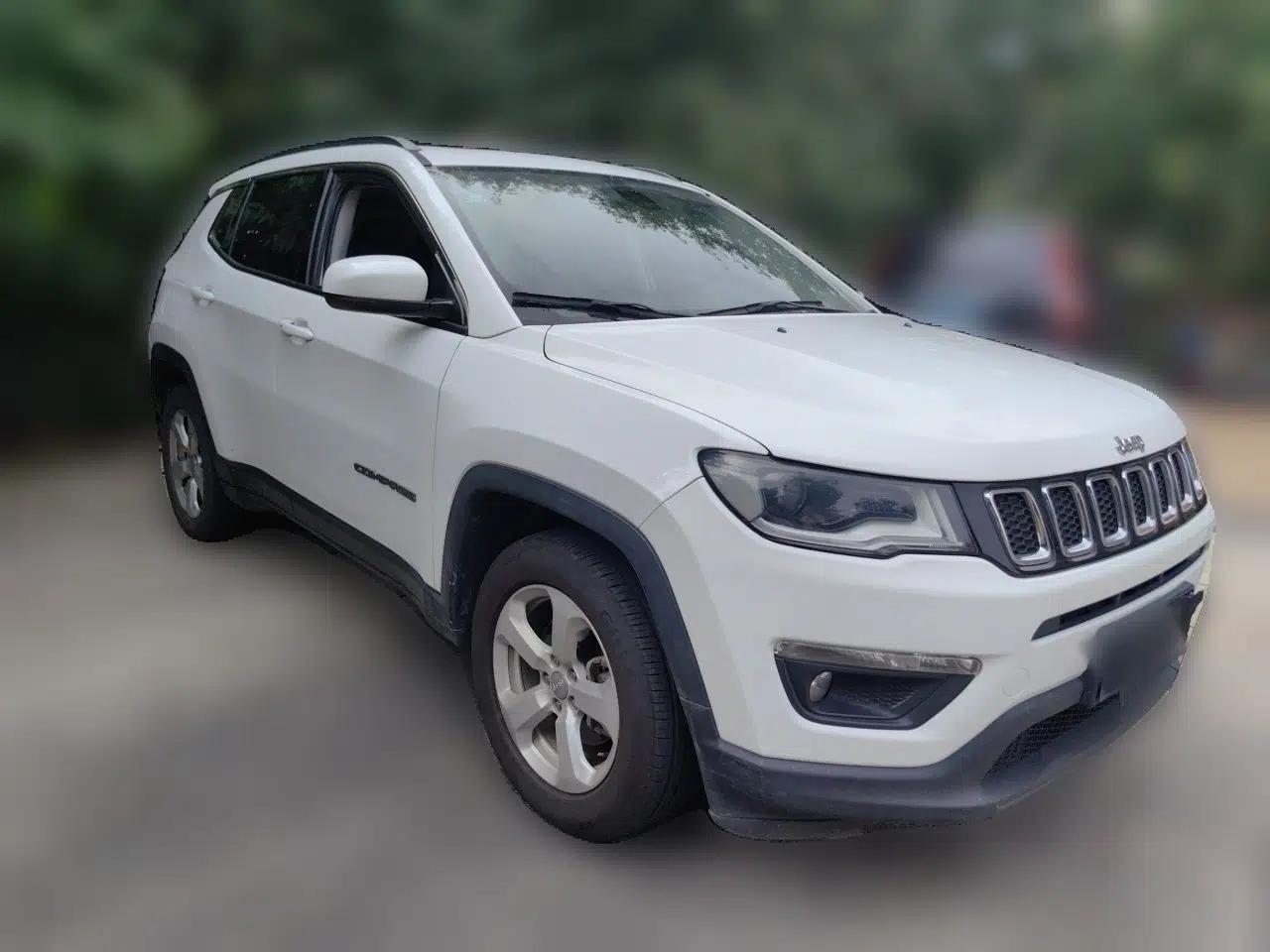 Jeep Compass 2017 200T Automatic Family Edition — миниатюра 3