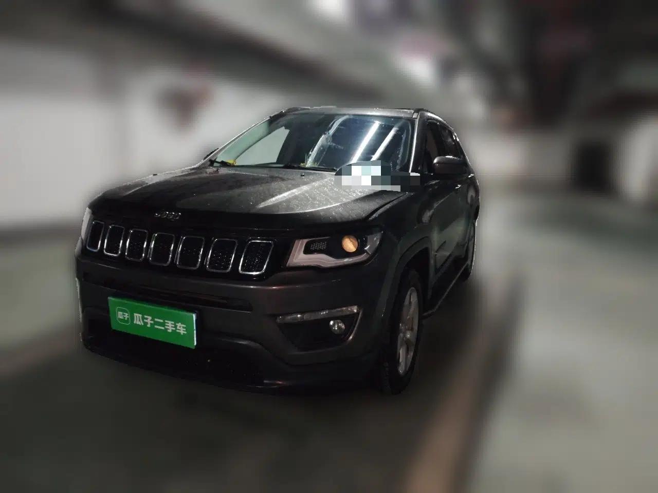 Jeep Compass 2017 200T Automatic Family Edition — миниатюра 1