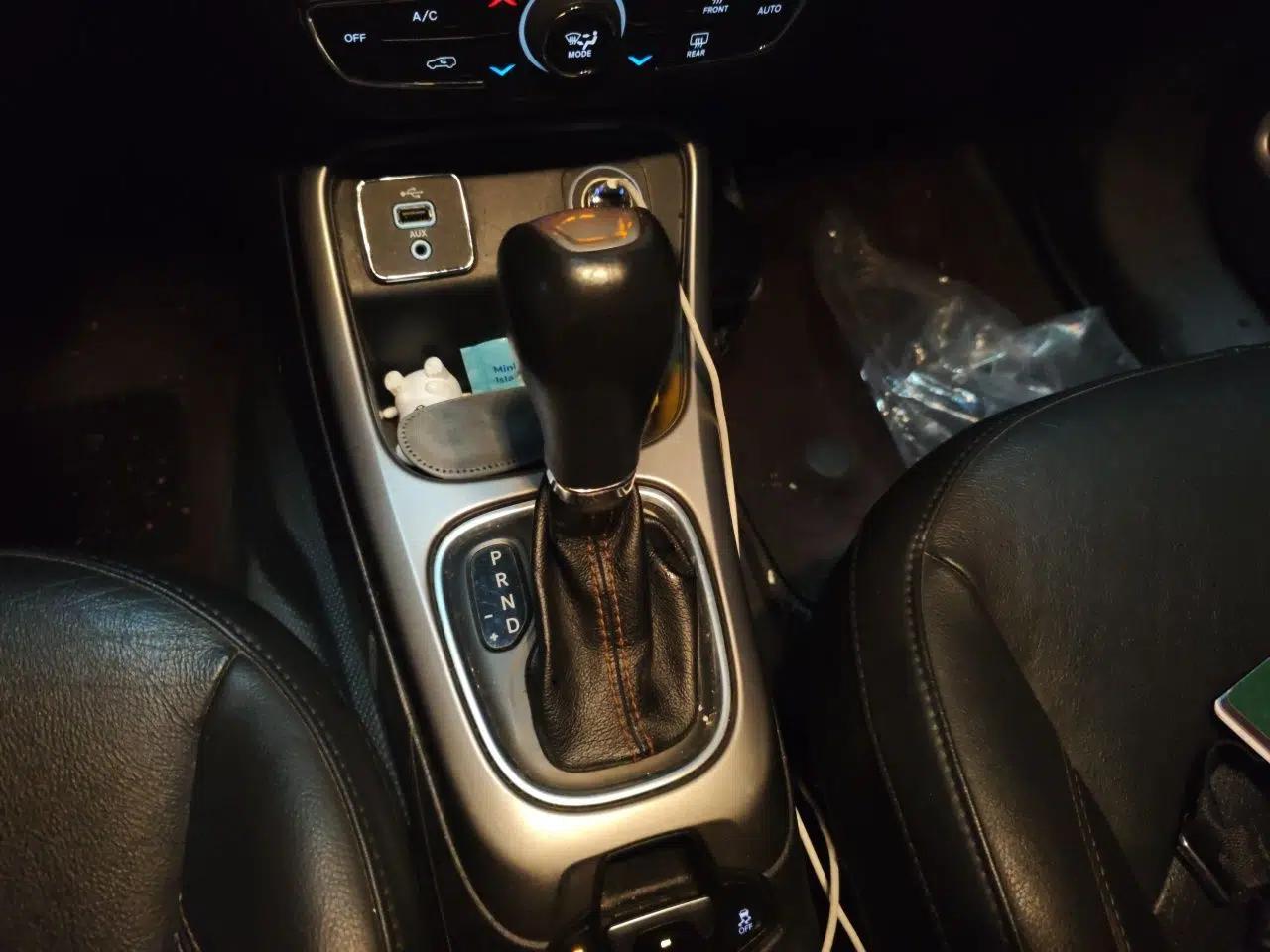 Jeep Compass 2017 200T Automatic Family Edition — миниатюра 14