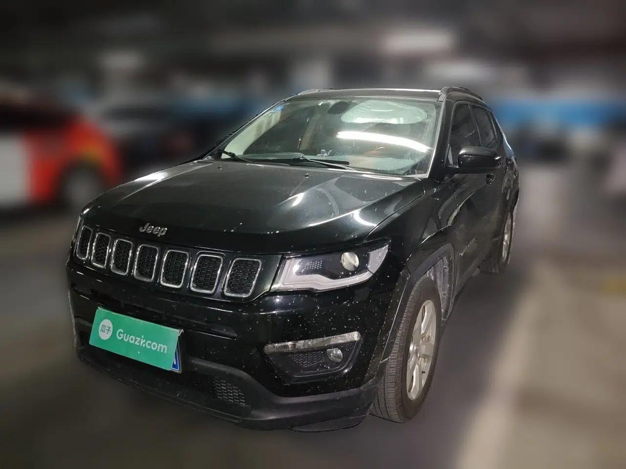 Jeep Compass 2017 200T Automatic Family Edition — миниатюра 1