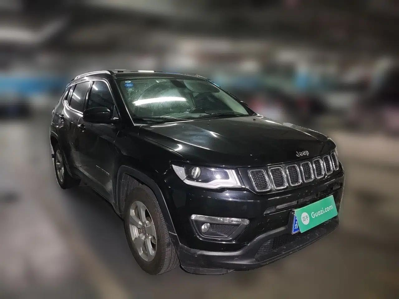 Jeep Compass 2017 200T Automatic Family Edition — миниатюра 3