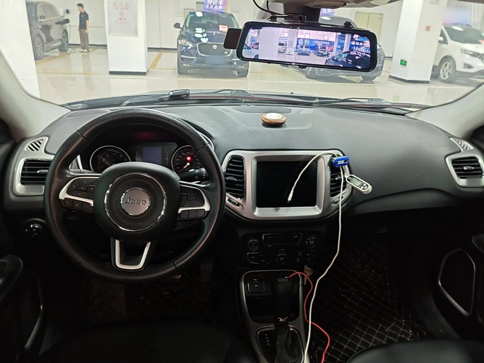 Jeep Compass 2019 220T Automatic Enjoyment Version — миниатюра 12