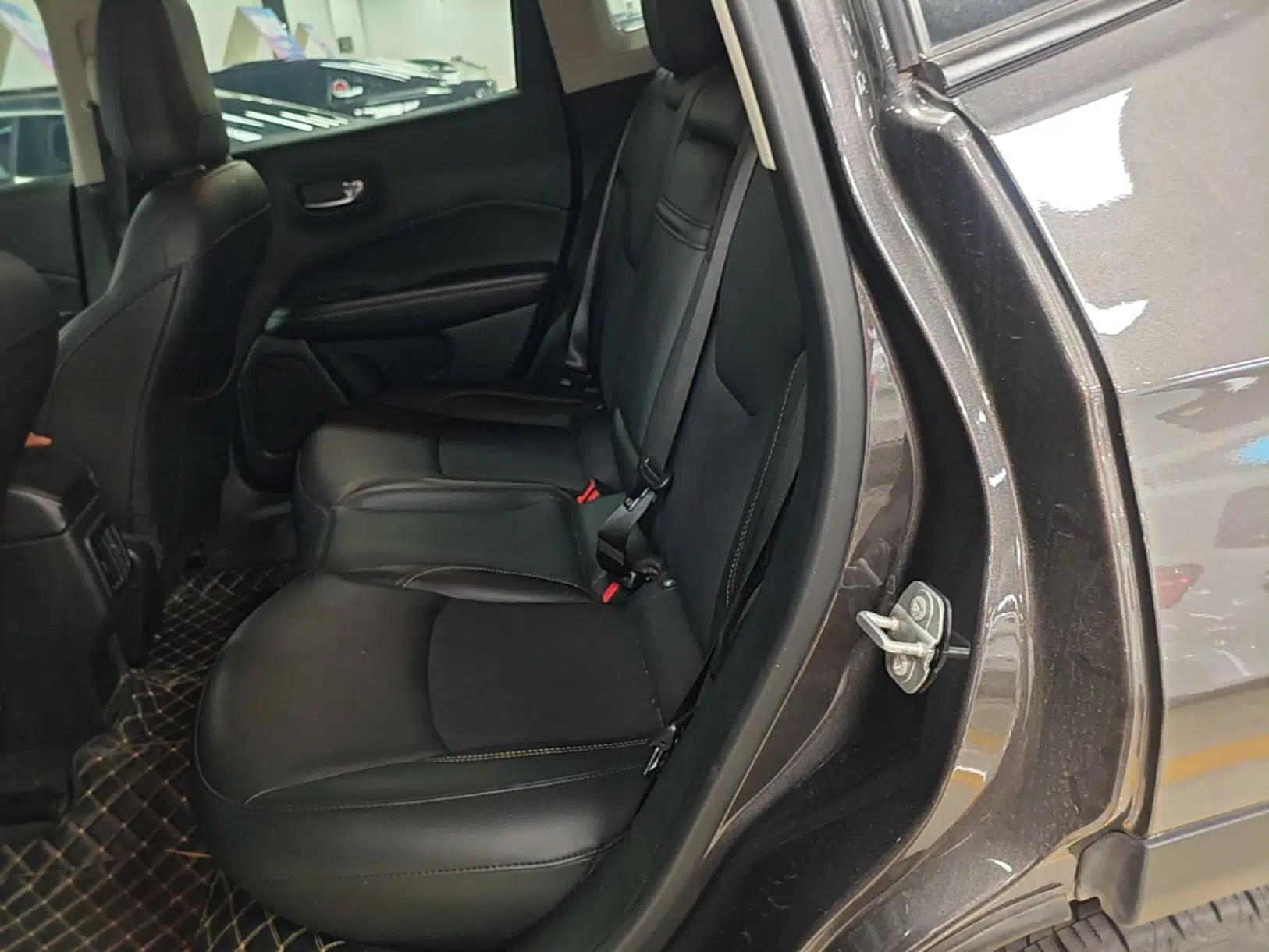 Jeep Compass 2019 220T Automatic Enjoyment Version — миниатюра 20
