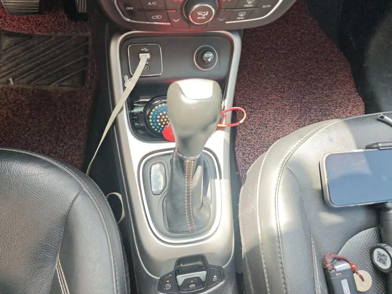 Jeep Compass 2017 200T Automatic Family Edition — миниатюра 14