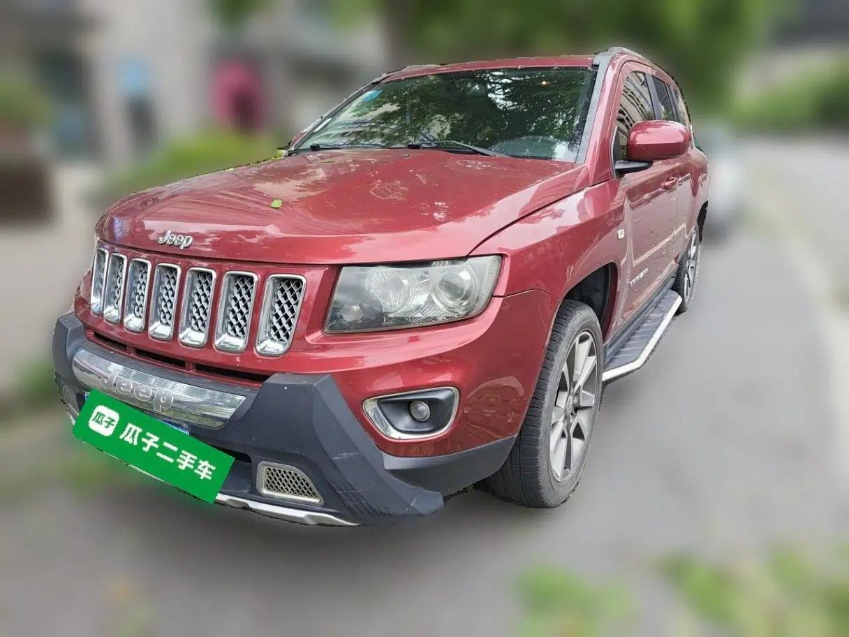 Jeep Compass 2014 Revised Version 2.0L Two-Wheel Drive Elite Edition — миниатюра 1