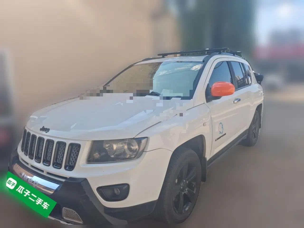 Jeep Compass 2013 2.4L four-wheel-drive sport version — миниатюра 1