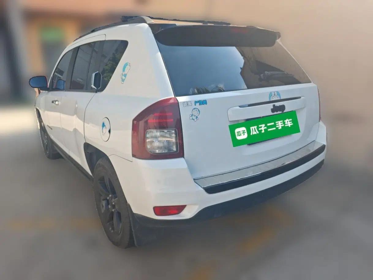 Jeep Compass 2013 2.4L four-wheel-drive sport version — миниатюра 4