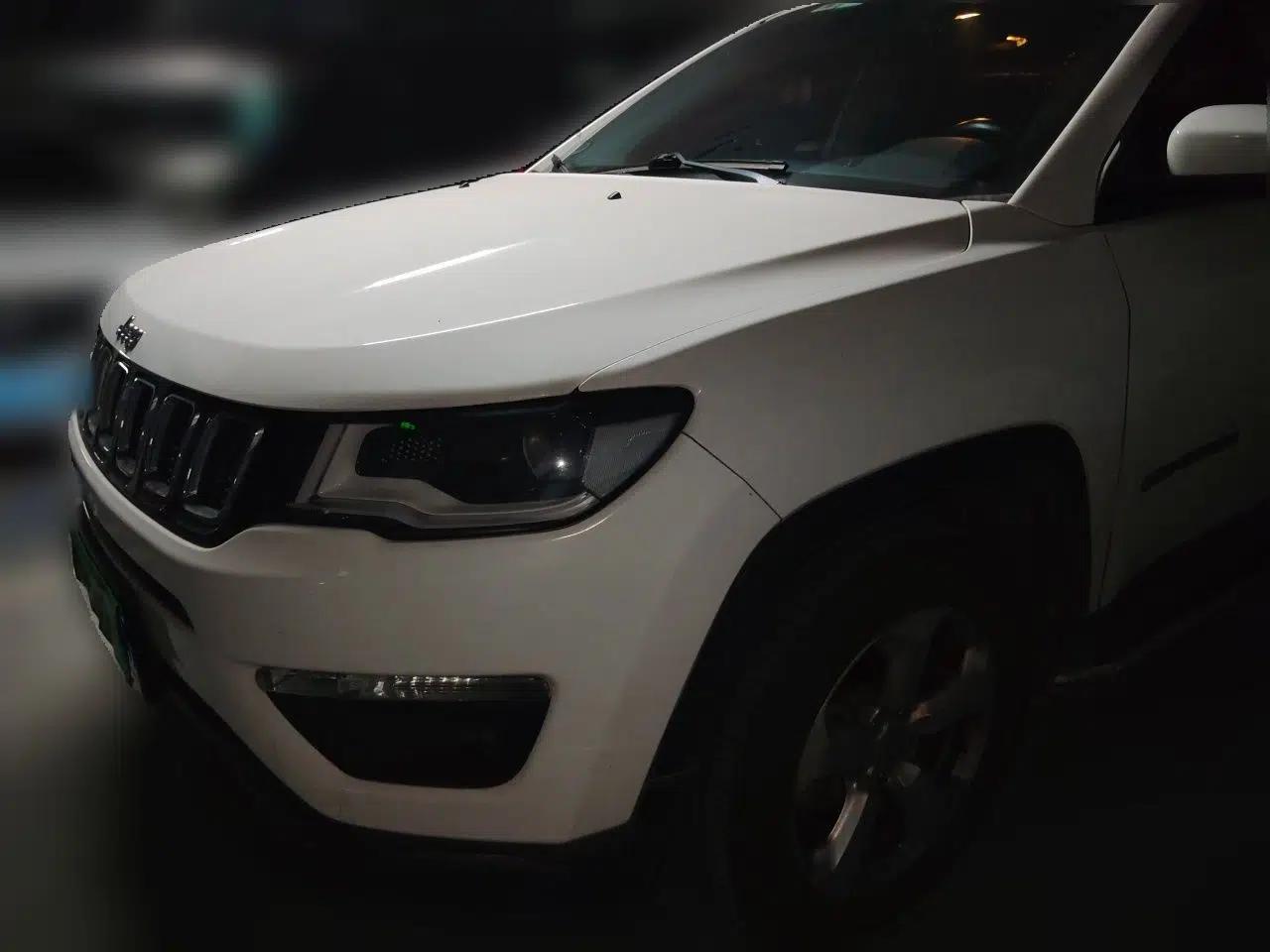 Jeep Compass 2017 200T Automatic Family Edition — миниатюра 1
