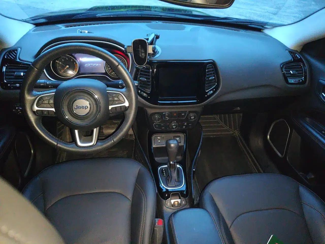 Jeep Compass 2020 220T Automatic Elite Edition — миниатюра 9