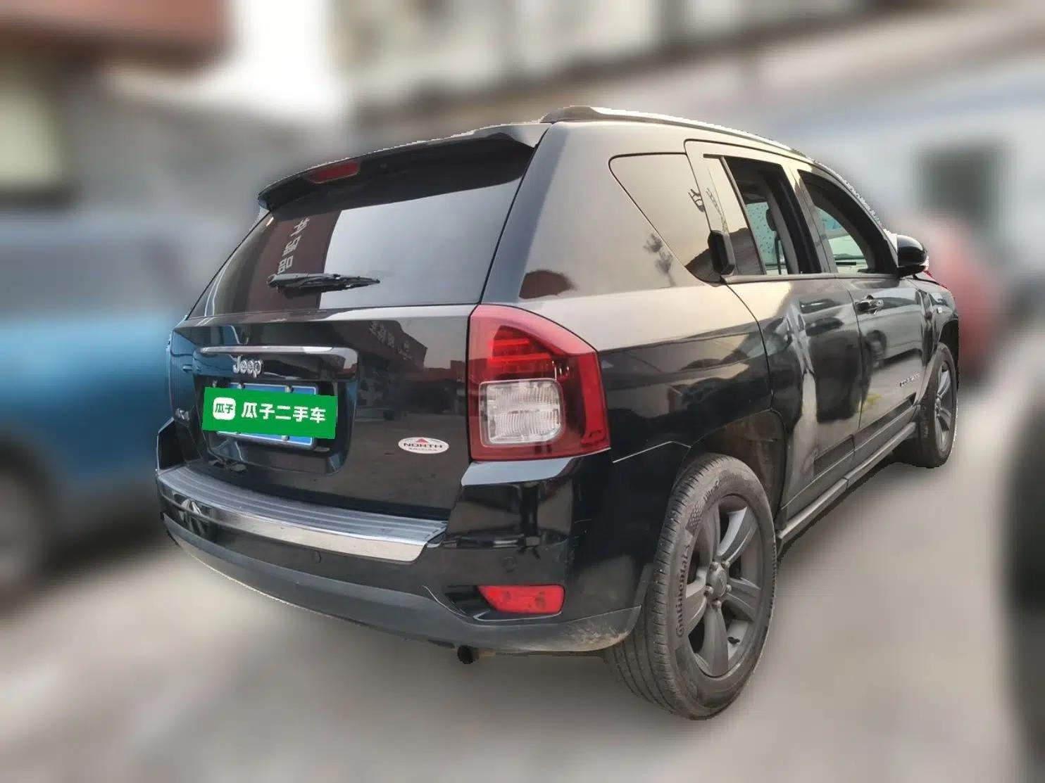 Jeep Compass 2013 2.4L four-wheel-drive sport version — миниатюра 6