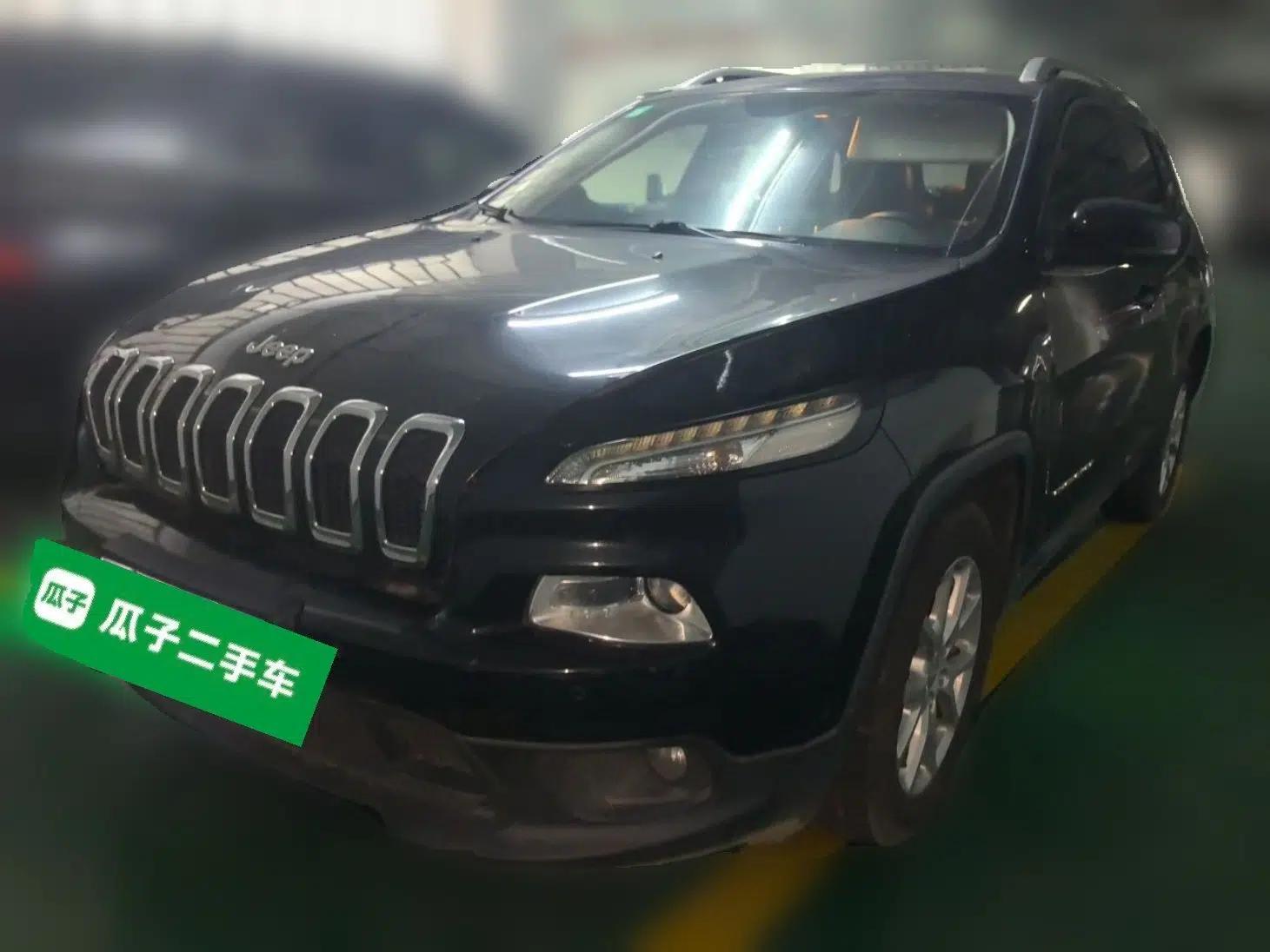 Jeep Cherokee 2016 2.4L Leading Edition — миниатюра 1