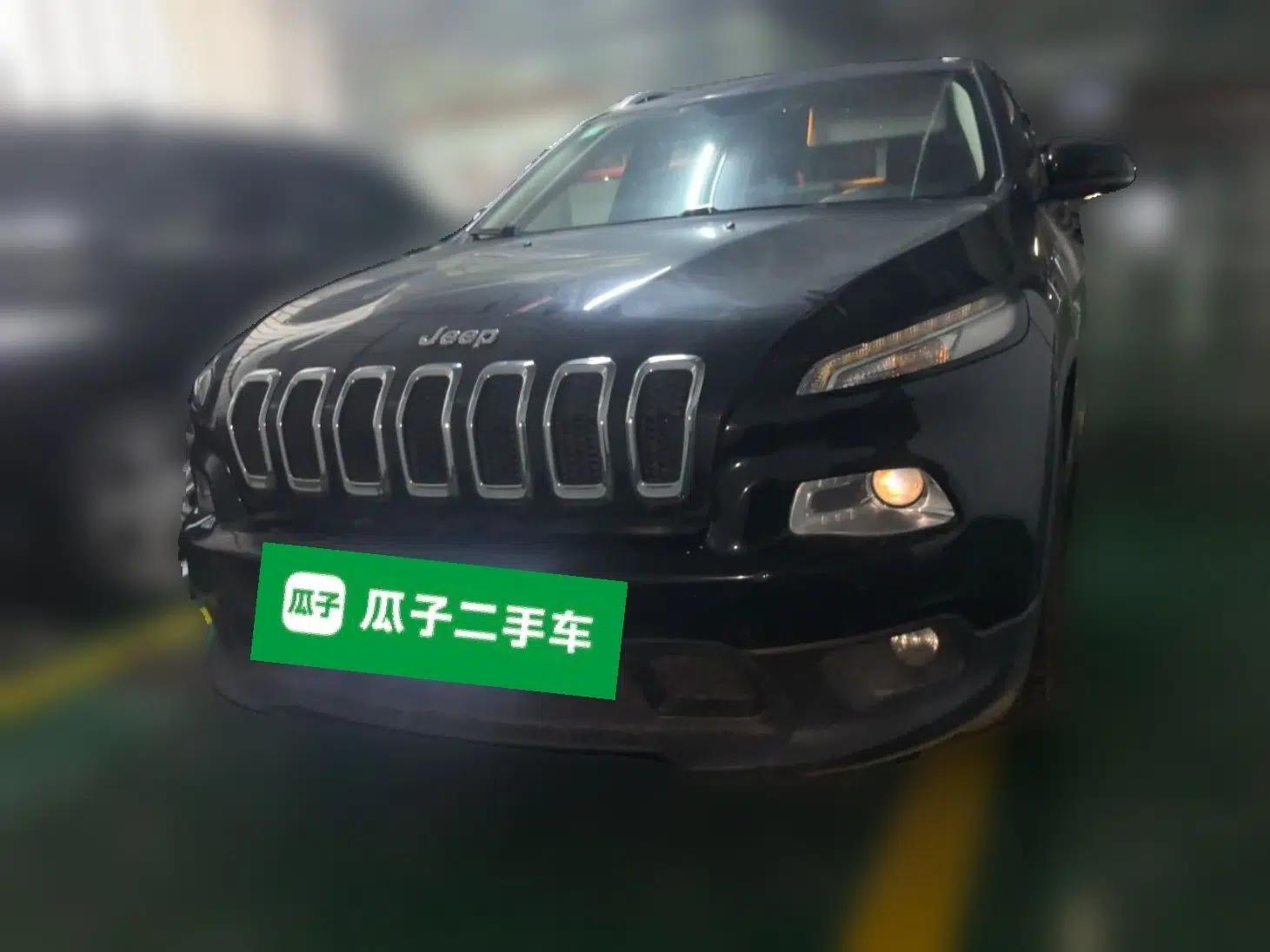Jeep Cherokee 2016 2.4L Leading Edition — миниатюра 2