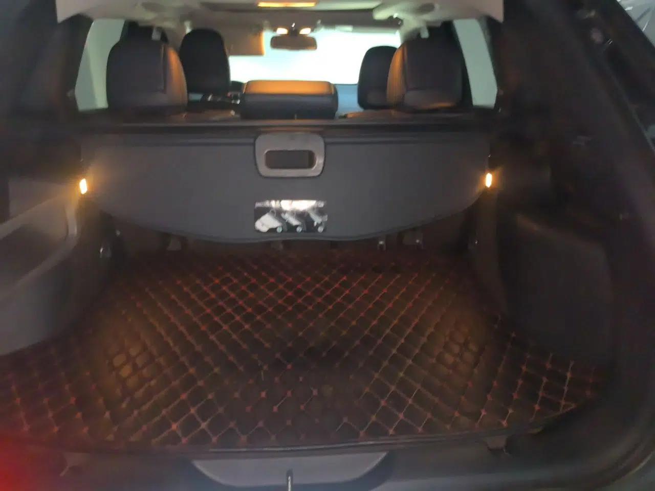 Jeep Cherokee 2016 2.4L Leading Edition — миниатюра 19