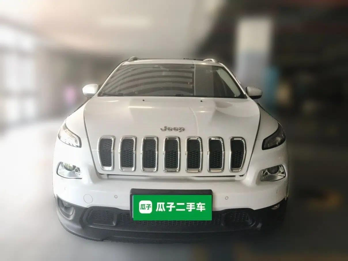 Jeep Cherokee 2016 2.4L Leading Smart Version — миниатюра 2
