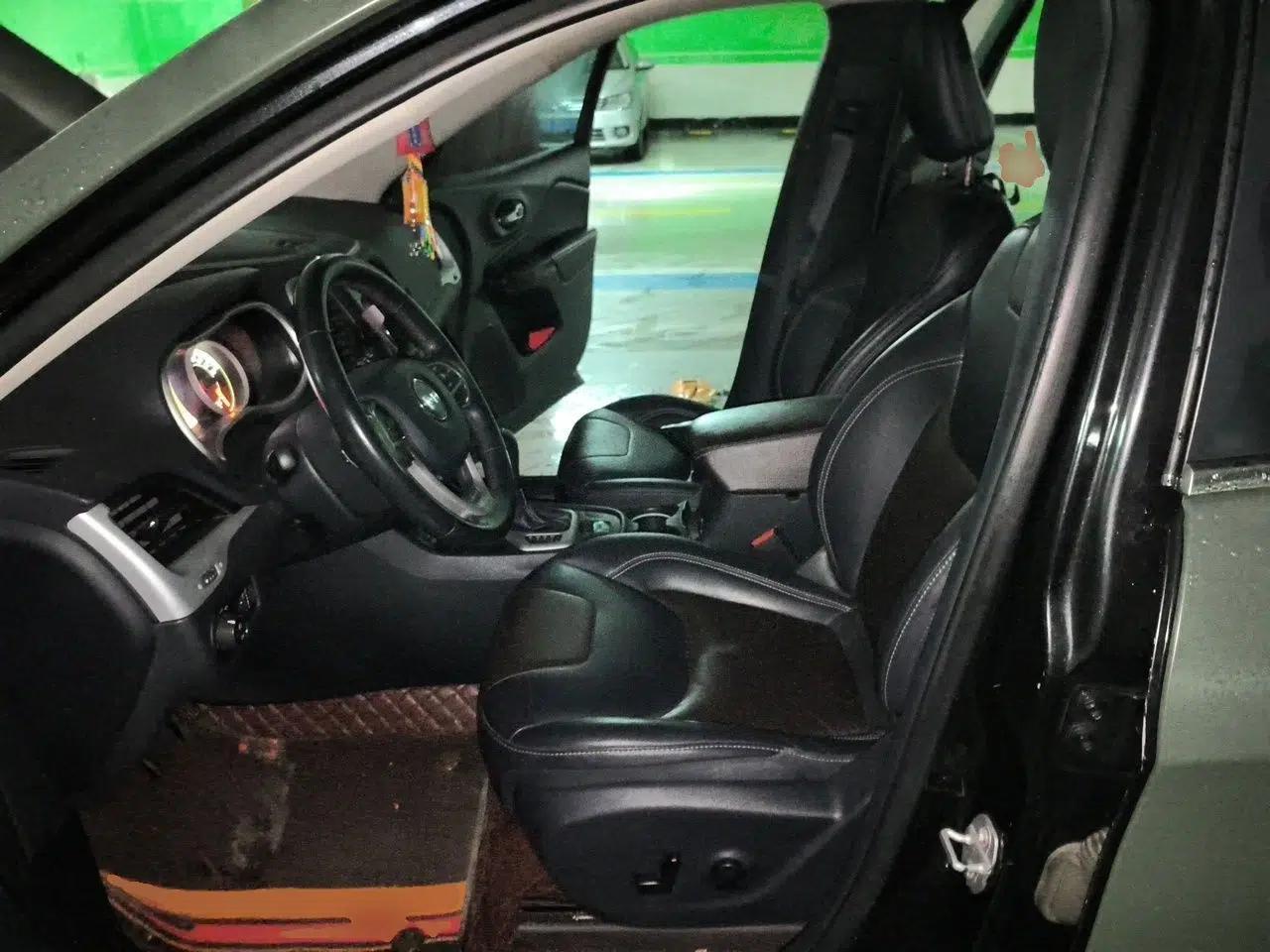 Jeep Cherokee 2017 2.0L Superior Edition — миниатюра 15