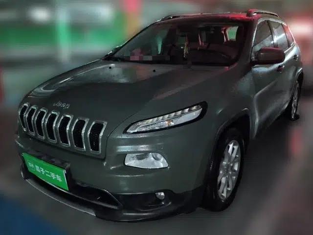 Jeep Cherokee 2017 2.0L Superior Edition