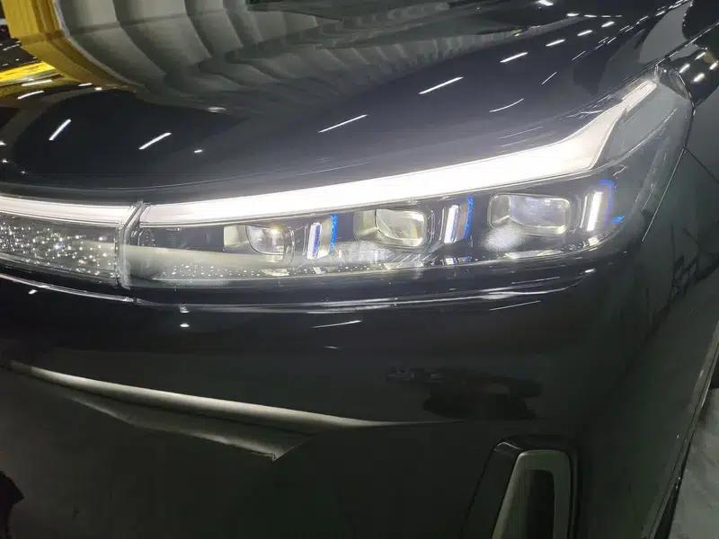 Galaxy M9 2025 210km/h AWD Navigator Edition — миниатюра 24