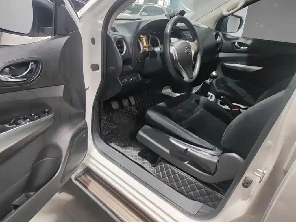 Terra 2018 2.5L Manual 2WD Elite Edition — миниатюра 12