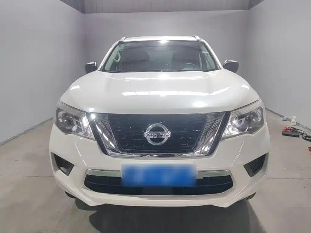 Terra 2018 2.5L Manual 2WD Elite Edition — миниатюра 3