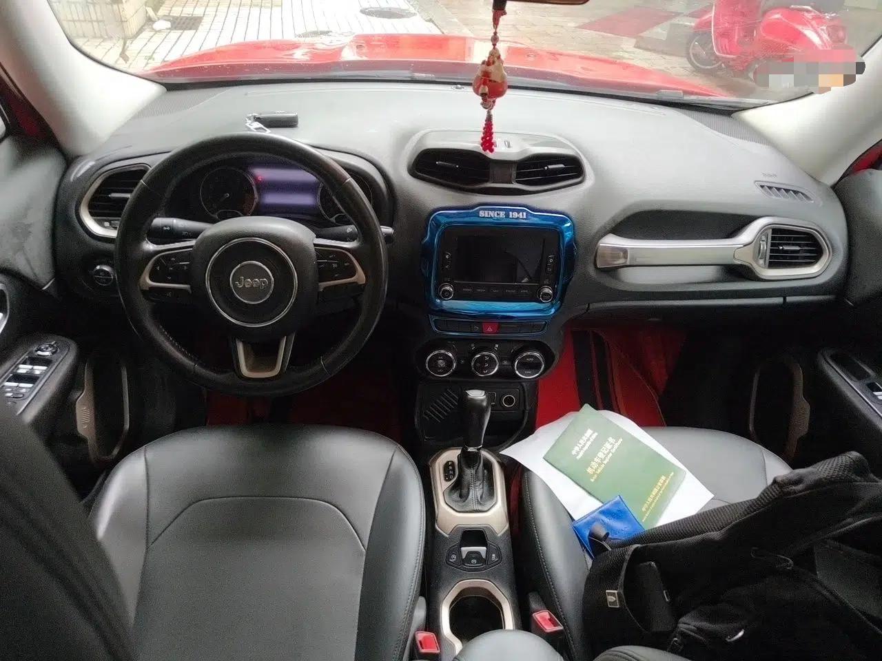 Jeep Renegade 2016 1.4T Automatic Jingneng Version+ — миниатюра 9