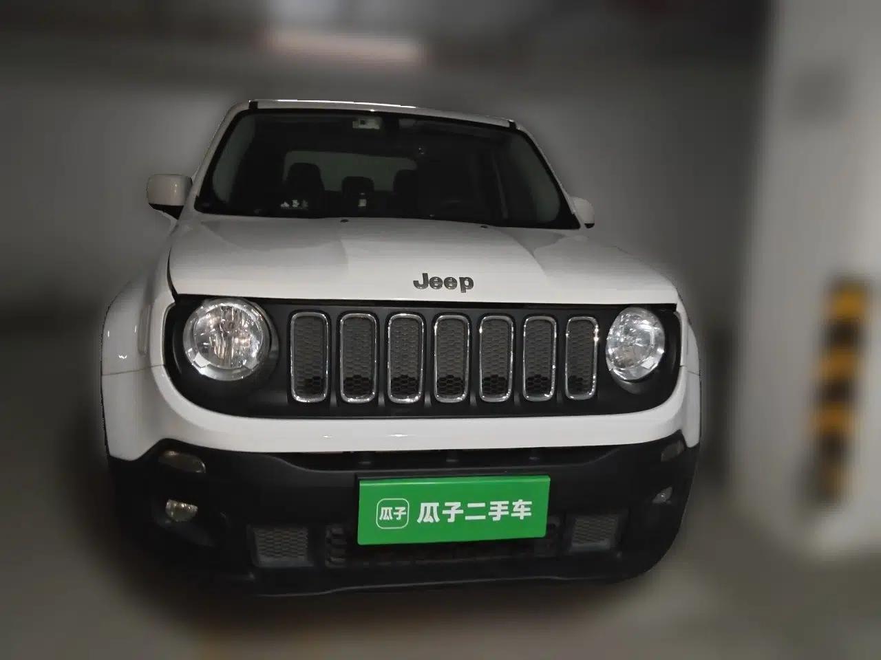 Jeep Renegade 2017 180T Automatic Kinetic Edition+ — миниатюра 2