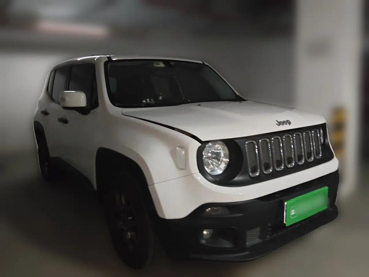 Jeep Renegade 2017 180T Automatic Kinetic Edition+ — миниатюра 3
