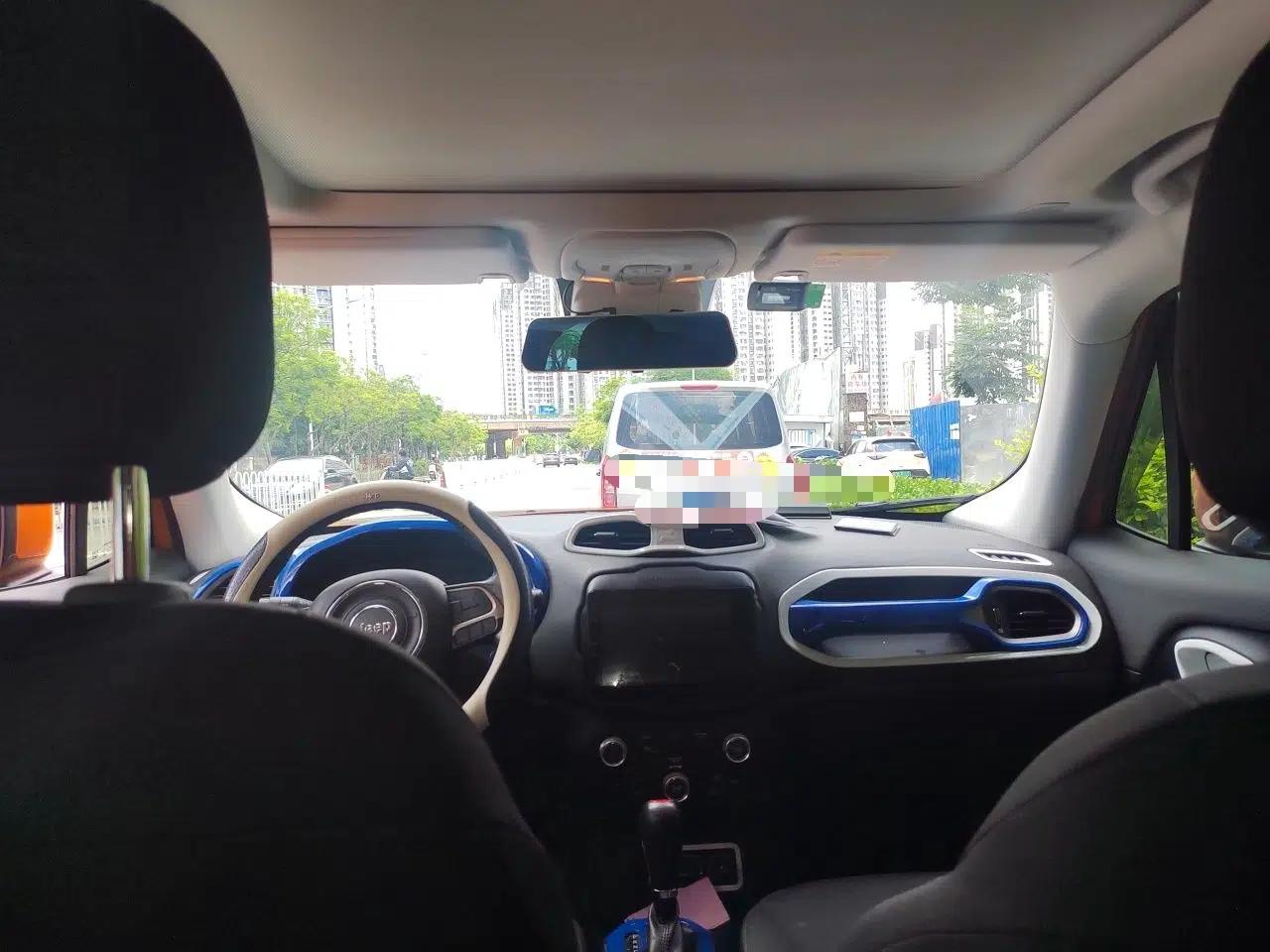 Jeep Renegade 2018 Connected Large Screen Version 180T Automatic Jingneng Version — миниатюра 15