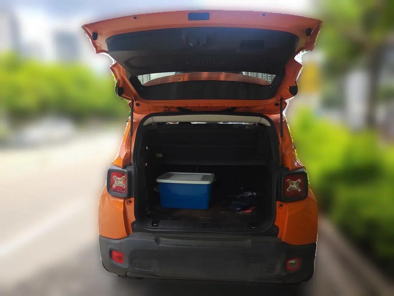 Jeep Renegade 2018 Connected Large Screen Version 180T Automatic Jingneng Version — миниатюра 16