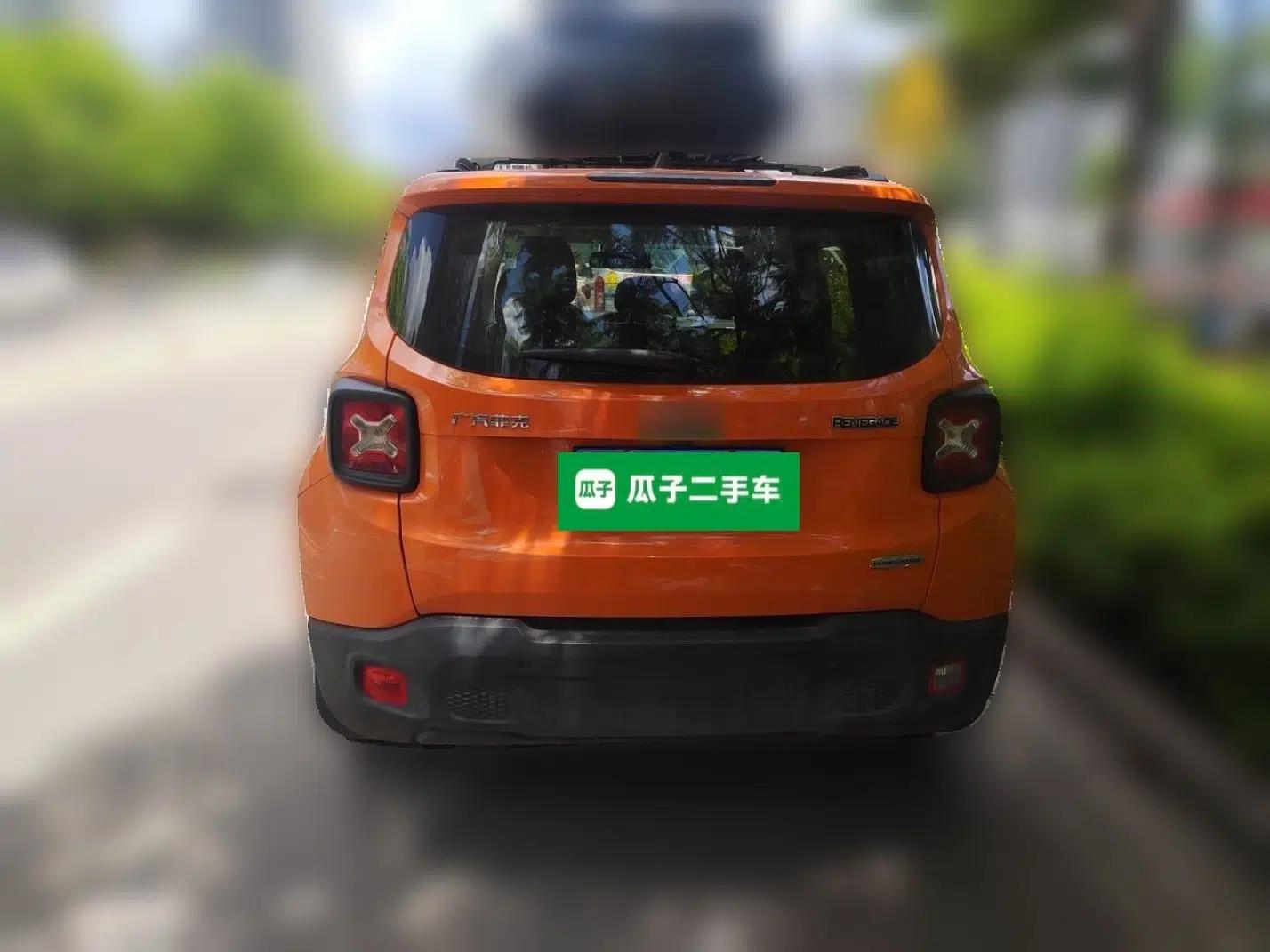 Jeep Renegade 2018 Connected Large Screen Version 180T Automatic Jingneng Version — миниатюра 3