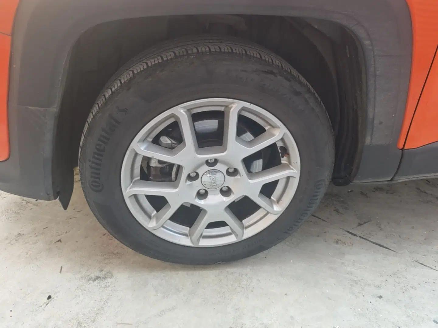 Jeep Renegade 2019 220T Automatic Leading Edition — миниатюра 10