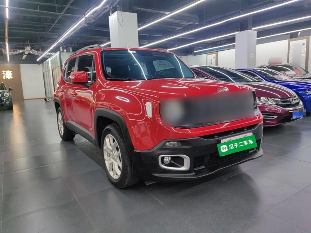 Jeep Renegade 2017 180T Automatic High-Energy Version — миниатюра 3