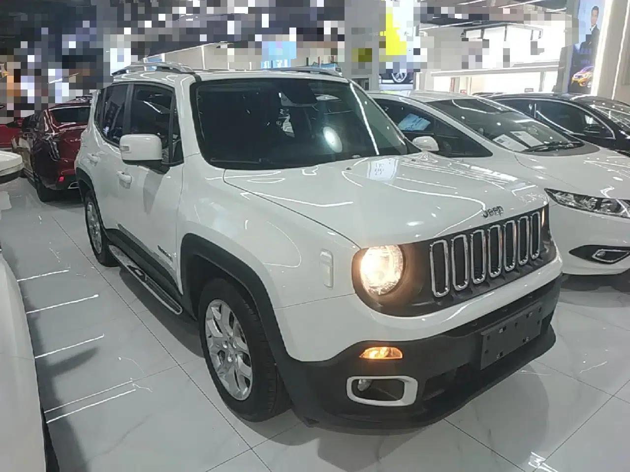 Jeep Renegade 2016 1.4T Automatic Jingneng Version+ — миниатюра 3