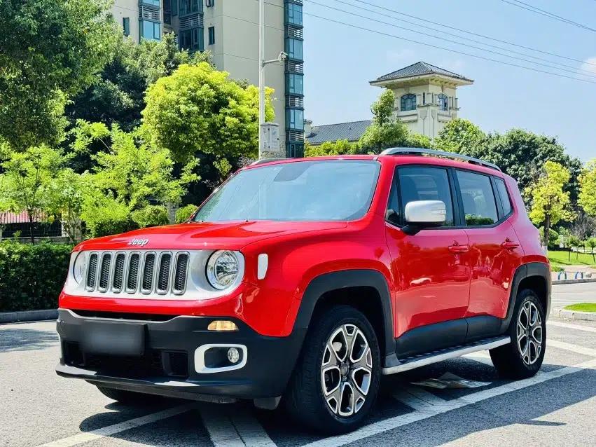 Jeep Renegade 2017 180TS Automatic All-Wheel Drive Versatile Edition — миниатюра 1