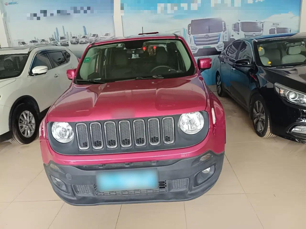 Jeep Renegade 2016 1.4T Automatic Kinetic Edition — миниатюра 2