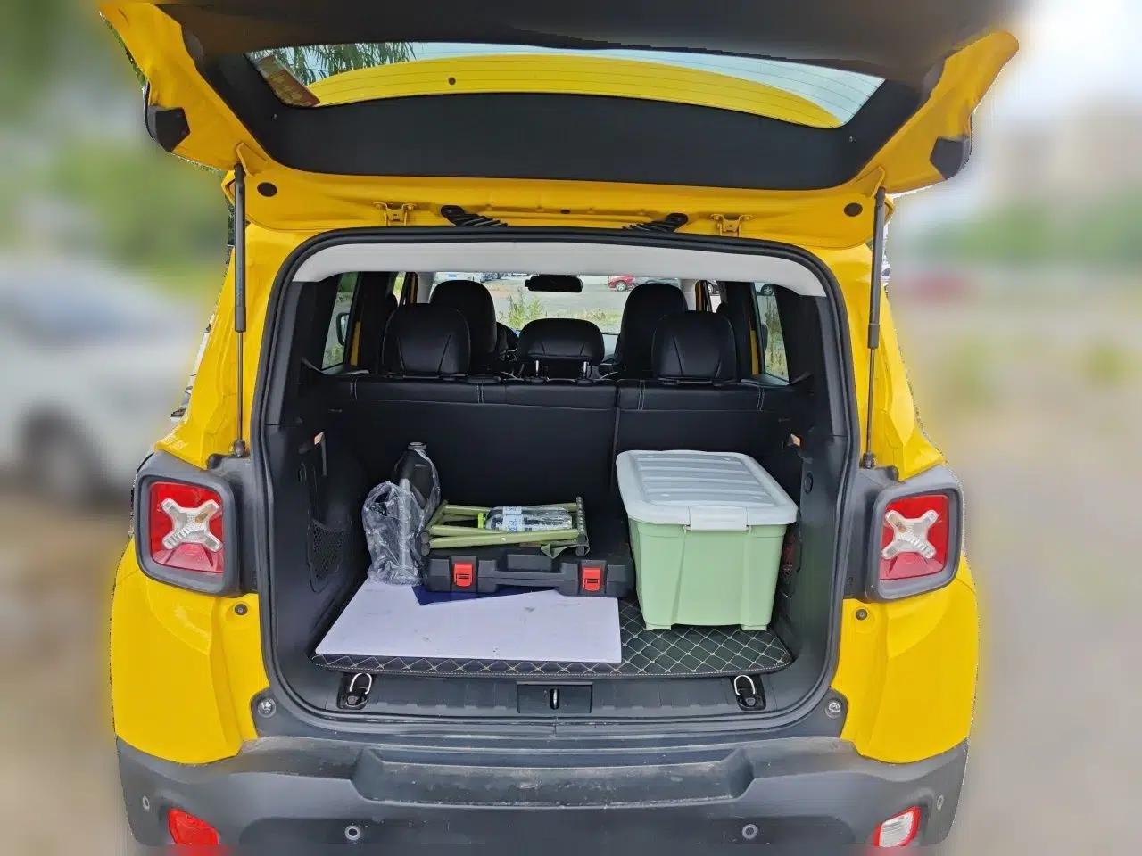 Jeep Renegade 2016 1.4T Automatic Jingneng Version+ — миниатюра 19