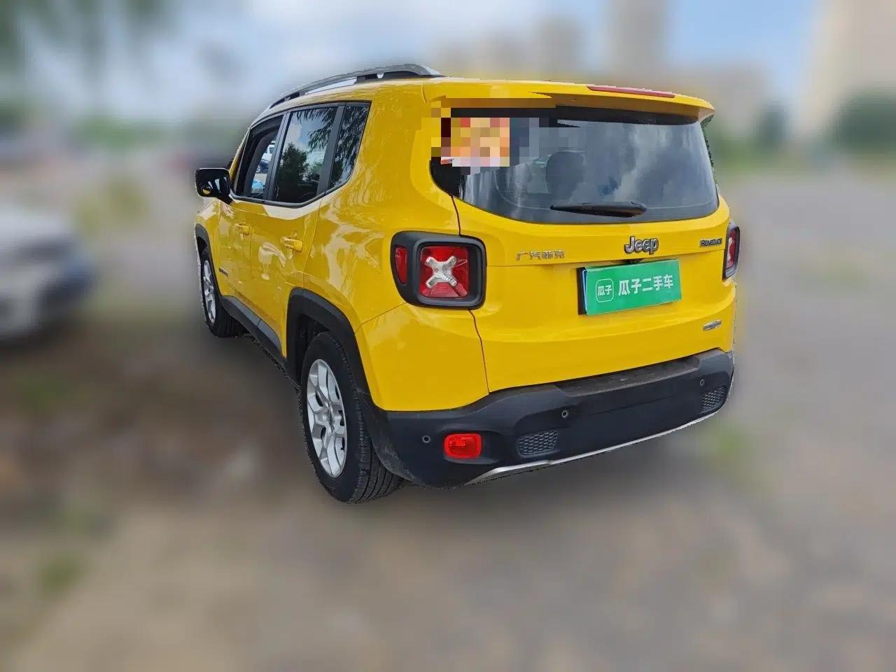 Jeep Renegade 2016 1.4T Automatic Jingneng Version+ — миниатюра 4