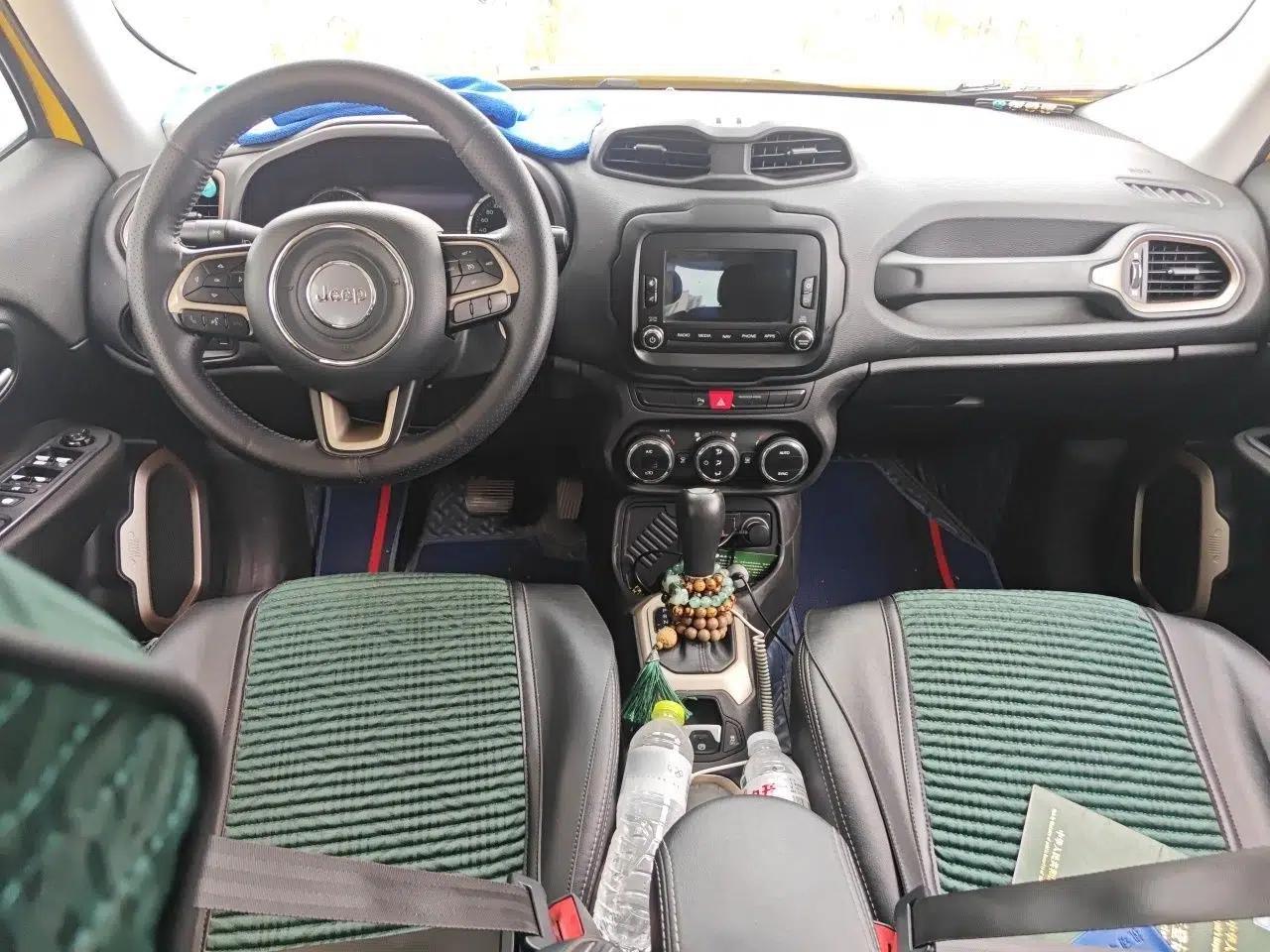 Jeep Renegade 2016 1.4T Automatic Jingneng Version+ — миниатюра 9