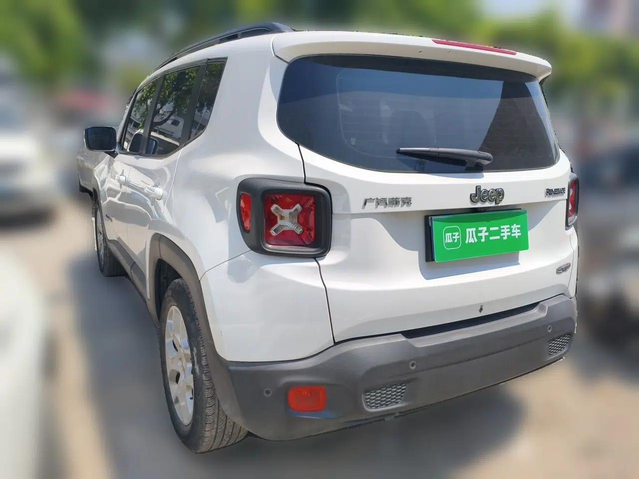 Jeep Renegade 2017 180T Automatic Jingneng Edition — миниатюра 4
