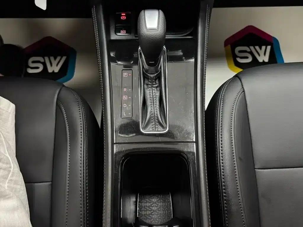 Nissan Kicks 2022 1.5L CVT XL Fashion Edition — миниатюра 12