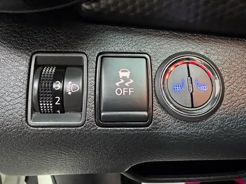 Nissan Kicks 2022 1.5L CVT XL Fashion Edition — миниатюра 16