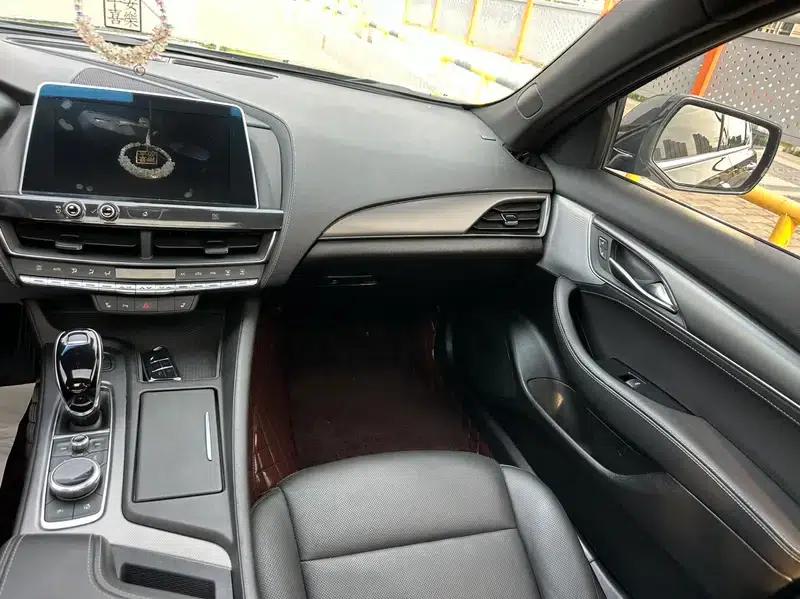 2021 Cadillac CT5 28T Luxury — миниатюра 18