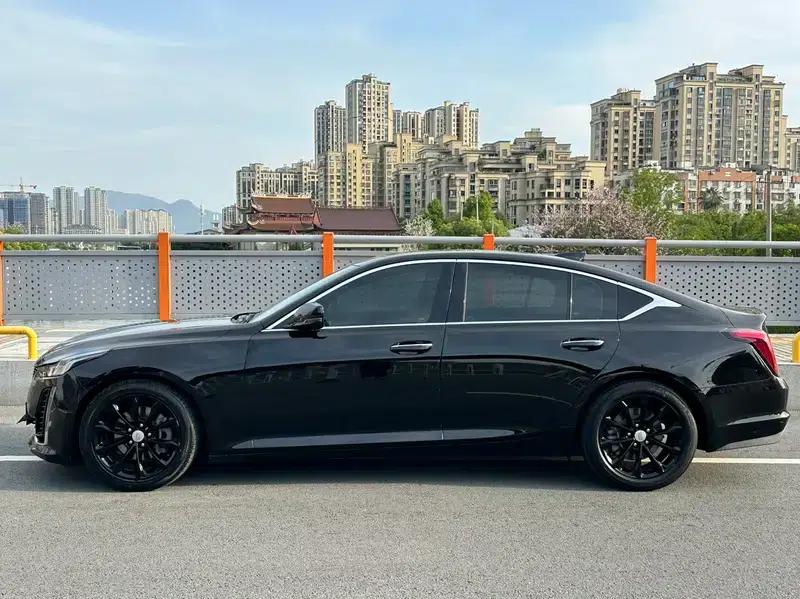 2021 Cadillac CT5 28T Luxury — миниатюра 4