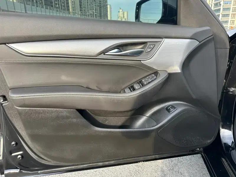 2021 Cadillac CT5 28T Luxury — миниатюра 8
