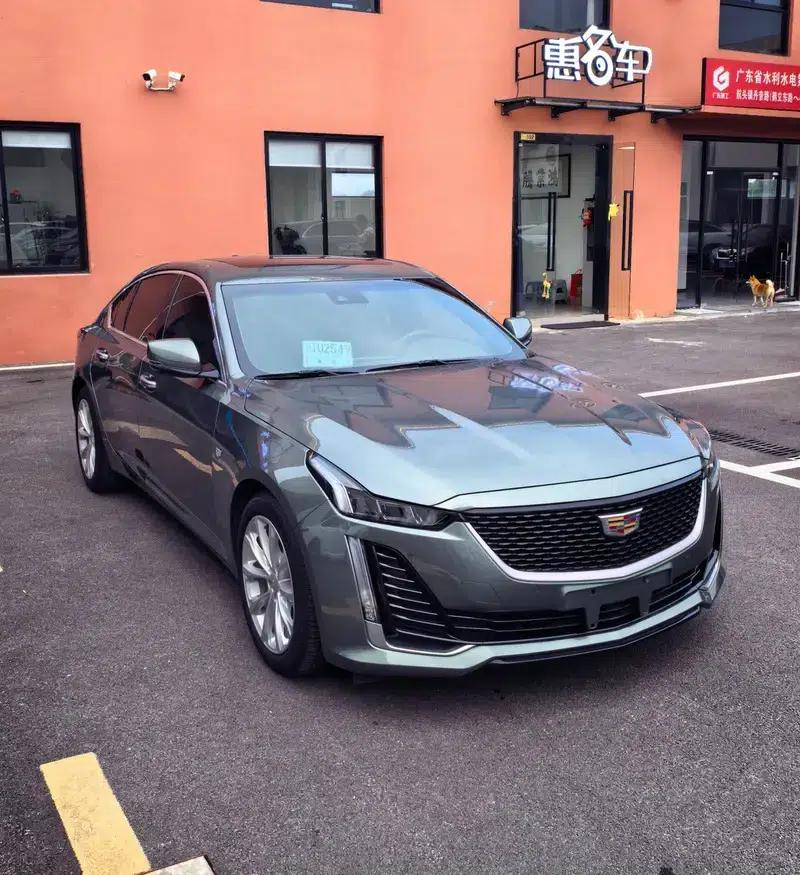 2022 Cadillac CT5 28T Luxury — миниатюра 3