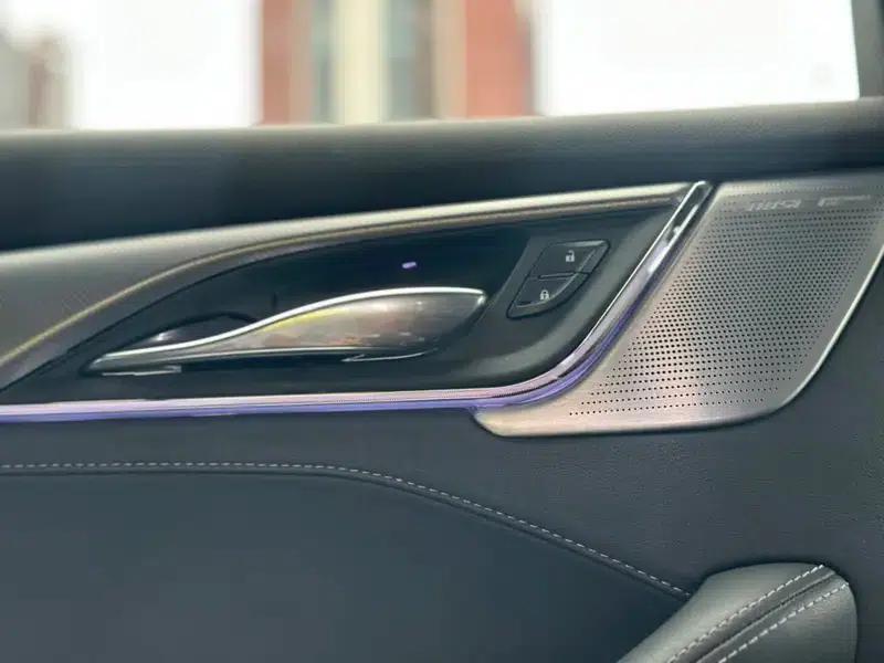 2022 Cadillac CT5 28T Premium — миниатюра 11