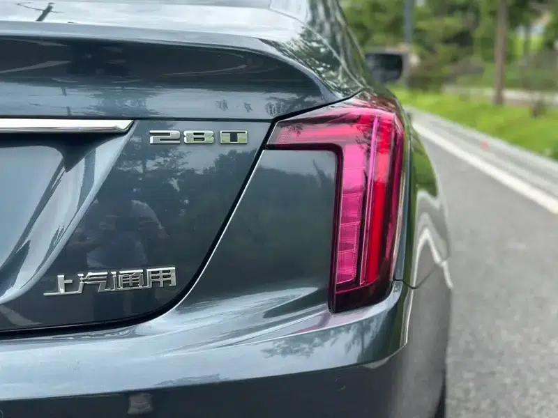 2022 Cadillac CT5 28T Premium — миниатюра 13